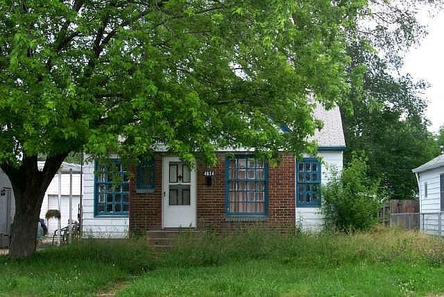 1st image of 4834 E English Ave