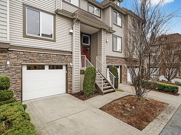 4th image of 46778 Hudson Rd #29