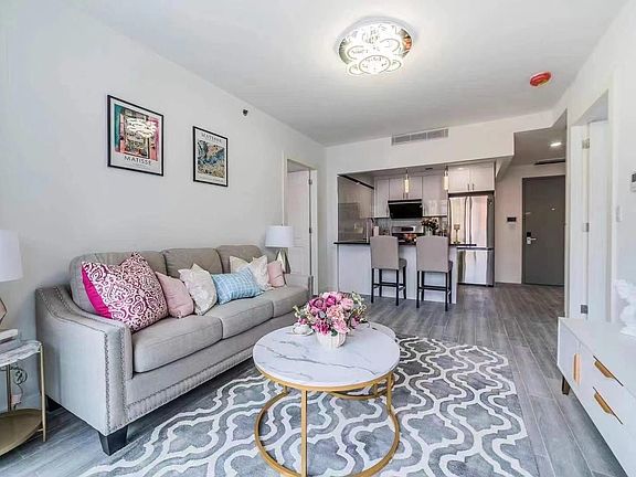 4th image of 14427 Sanford Ave #5L