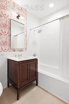 Sold by Compass | media 25