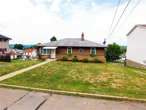 2nd image of 112 E Christie Ave