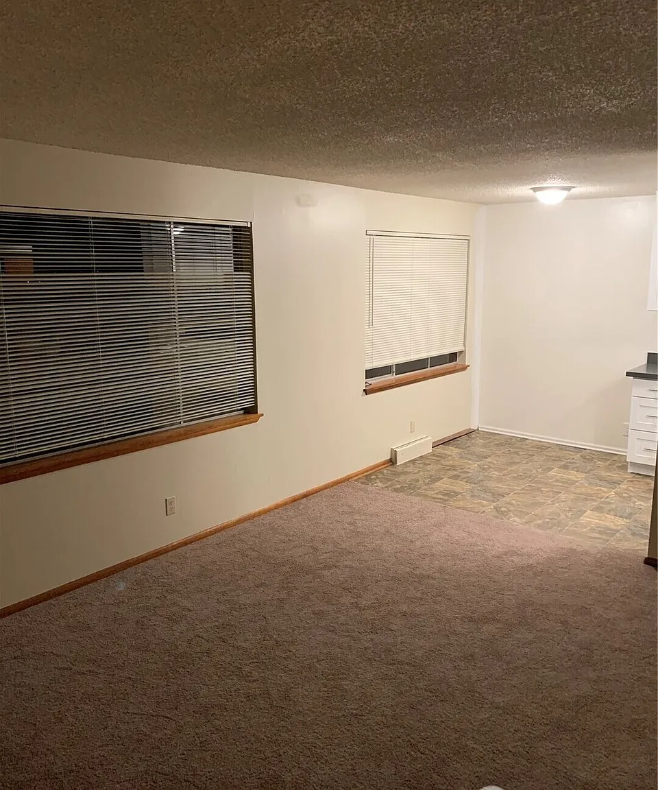 2 bed, 860 sqft, $2,000 — Photo 3