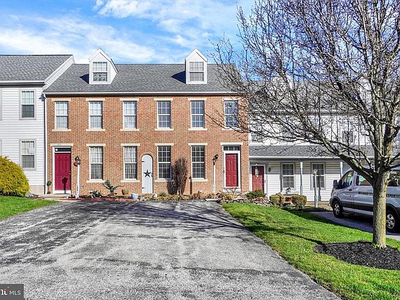 2nd image of 2859 Woodmont Dr