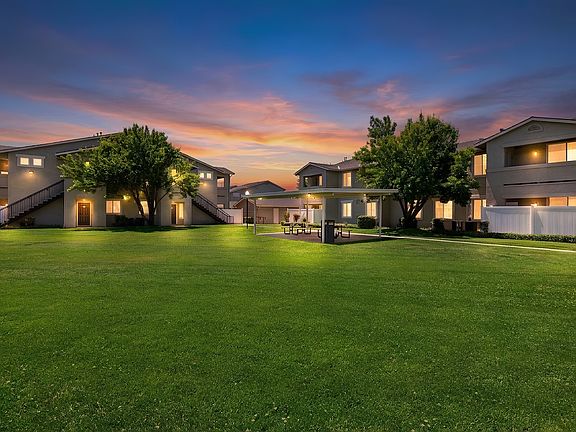 3rd image of 5034 W Bullard Ave #169