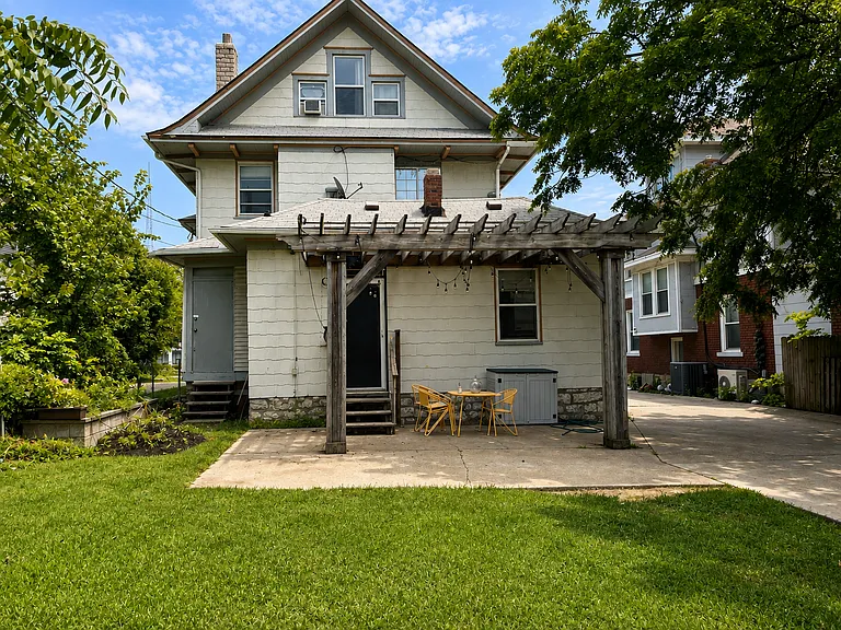 3232 Summit St — Photo 29
