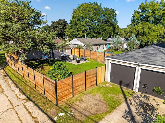 4th image of 3120 N 84th STREET