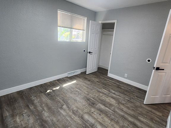 5th image of 3487 W Center Ave