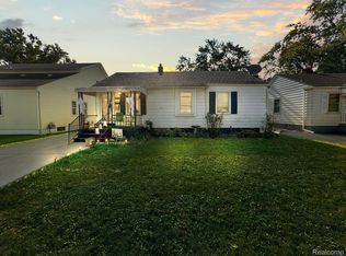 1971 New York Ave, Lincoln Park, MI 48146