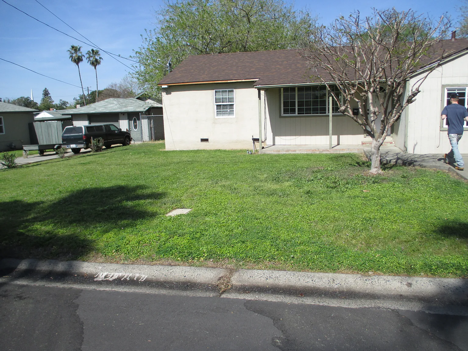 3 bed, 1050 sqft, $1,750 — Photo 3