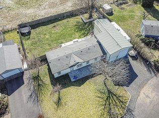 111 Valley Dr, Carson, WA 98610