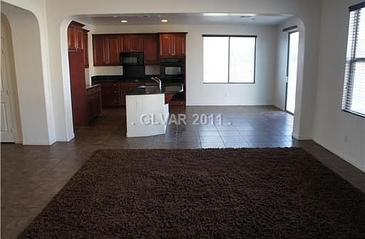 2nd image of 8042 Meadow Falls St
