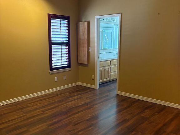 3rd image of 8659 W Atwater Dr