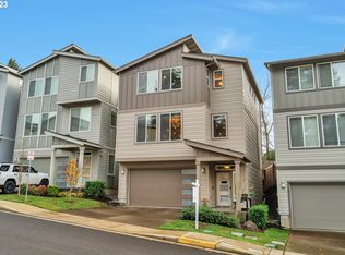 16760 SE Fox Glen Ct, Happy Valley, OR 97015