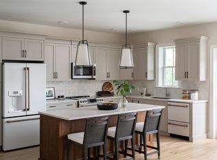 54 Oxbow Rd #35-2, Raynham, MA 02767