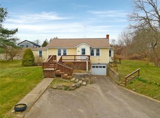 111 Summit Ave, South Kingstown, RI 02879