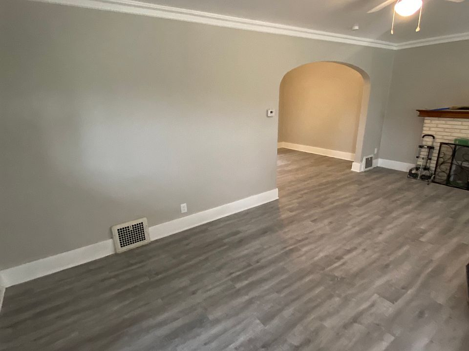 1st image of 1008 W 6th St