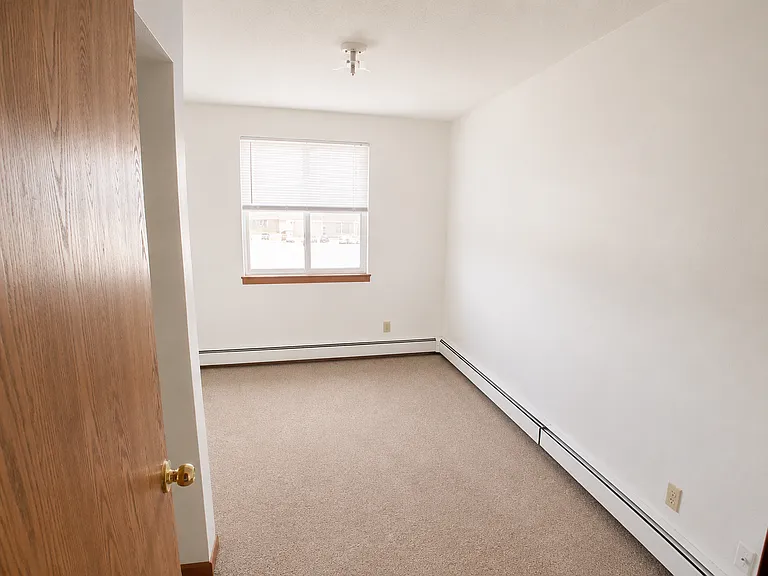 1011 5th Ave S #305 — Photo 14