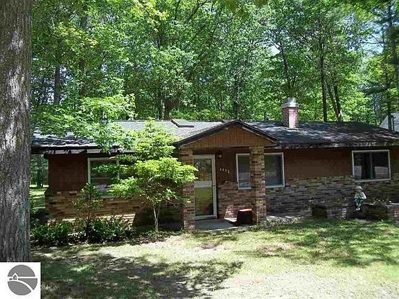 4th image of 4495 E Cedar Lake Dr