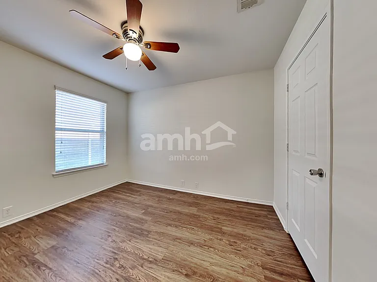 1813 Wind Dancer Trl — Photo 17