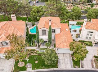 8240 Horseshoe Bend Ln, Las Vegas, NV 89113