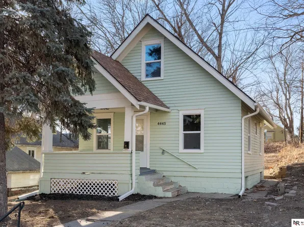 4445 Ruggles St, Omaha, NE 68111