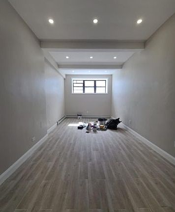 3rd image of 129 Beach 118th St APT 1M