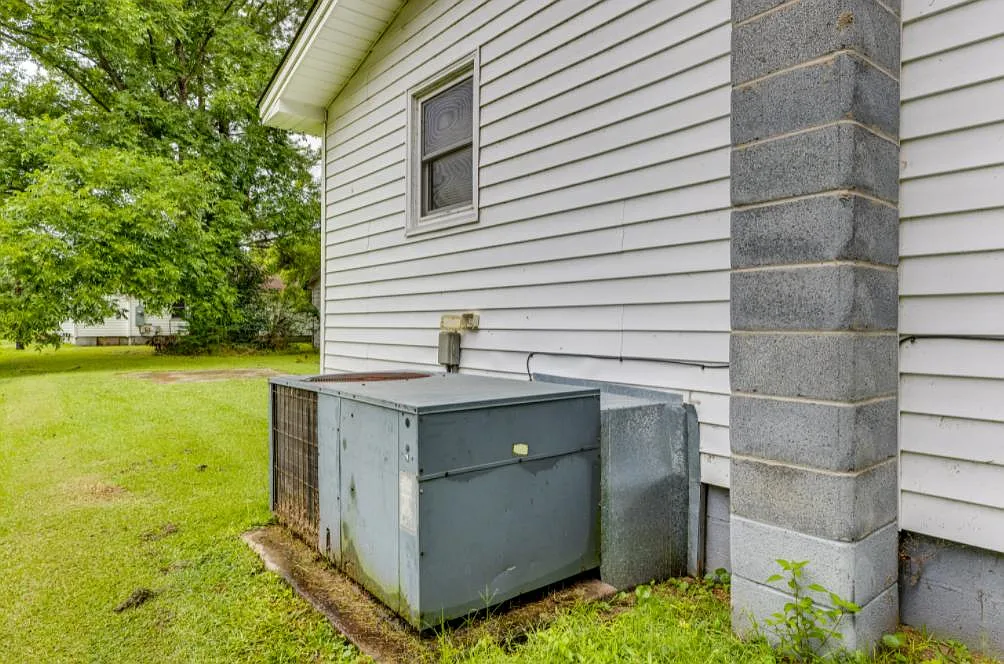 417 Baldwin Cir — Photo 4