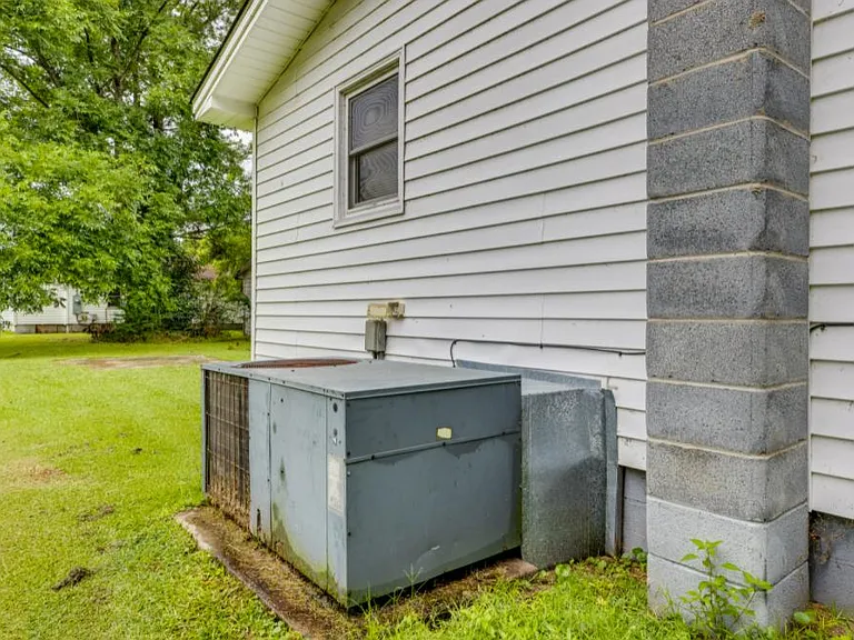 417 Baldwin Cir — Photo 4