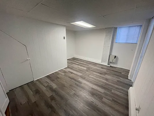 Rented by Metropolis International Realty Inc. | media 6