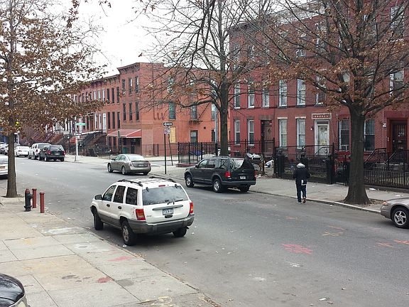 5th image of 1243 Herkimer St #1