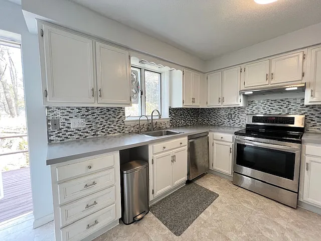 21 Hawser Ln — Photo 4