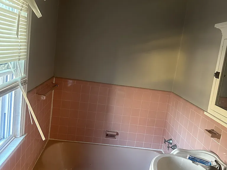 125 Stimson Rd — Photo 8