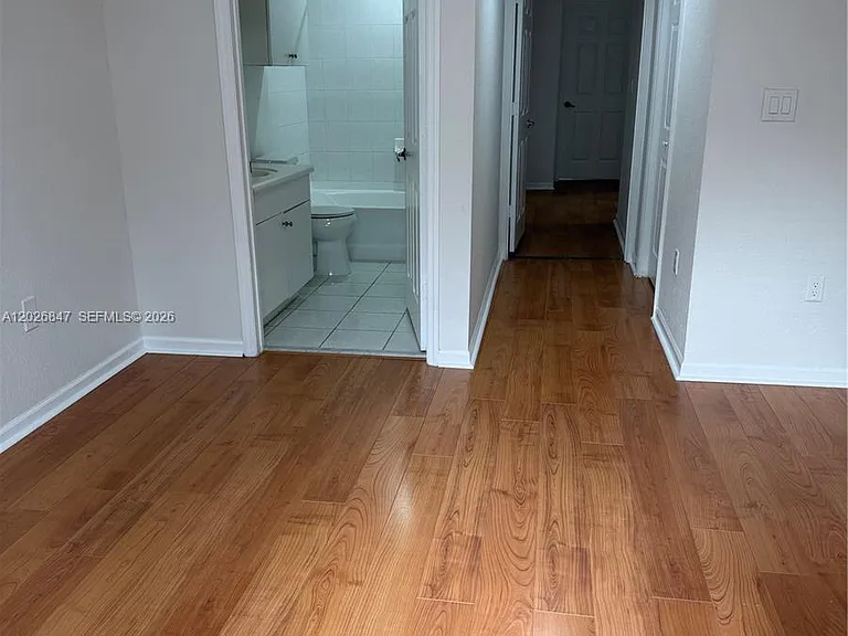 10902 NW 83rd St #111 — Photo 11