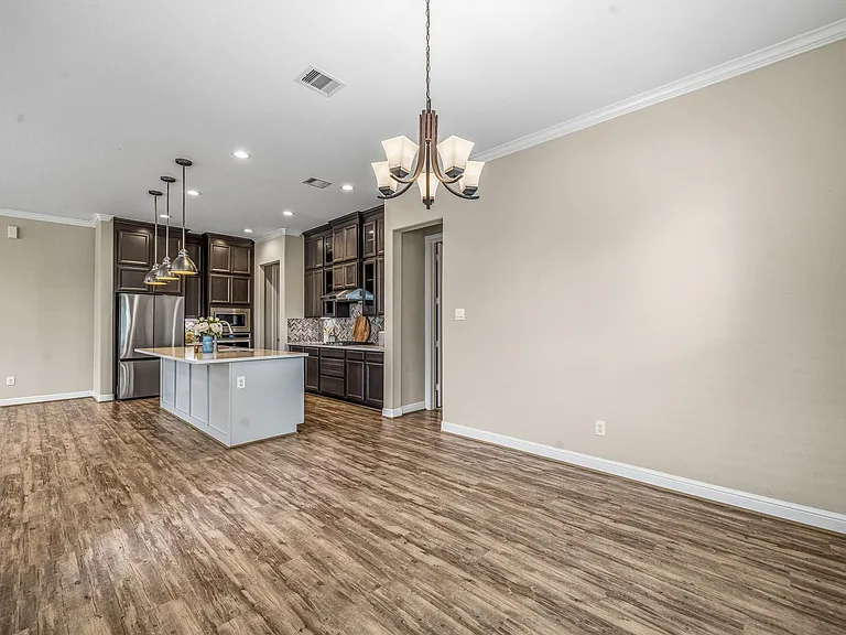 9908 Prairie House Ln — Photo 10