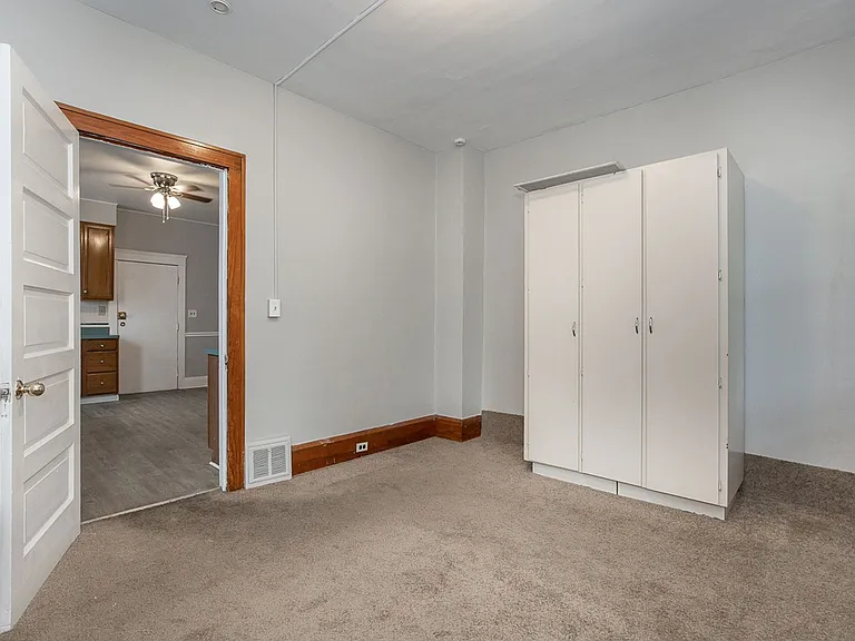 13233 Carrington Ave — Photo 6