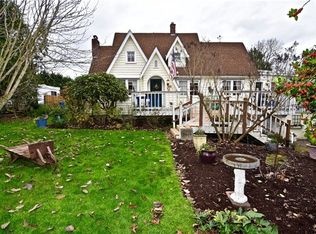 5817 119th Ave E, Puyallup, WA 98372