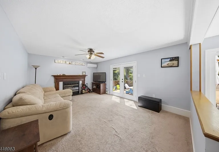 2057 Lakeside Dr W — Photo 22