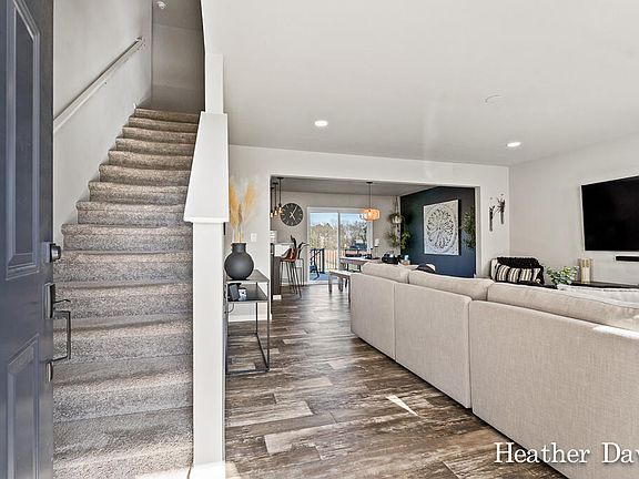 5th image of 1241 Jayberry Dr