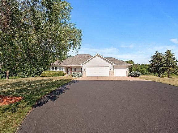 3rd image of 18366 Kettle River Blvd NE
