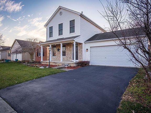 3rd image of 1859 Winding Hollow Dr