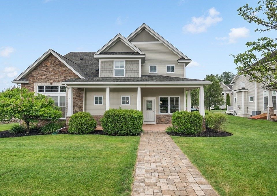 1st image of 6 Saint James Dr #0