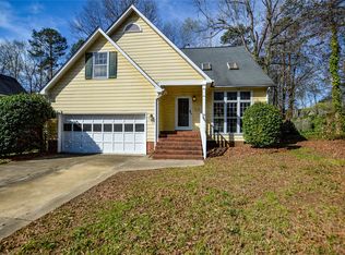 13515 Kintyre Ct, Matthews, NC 28105