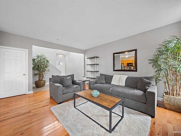 3rd image of 37 Melrose Ct