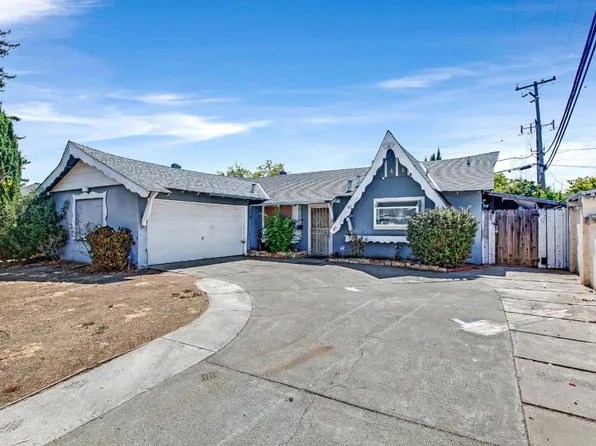 1438 Helmond Ln, San Jose, CA 95118