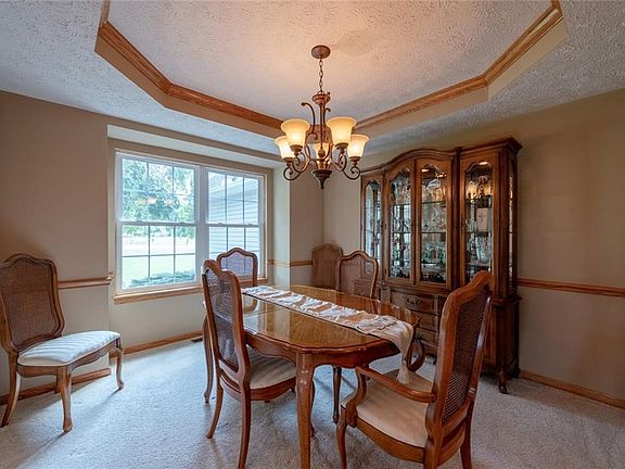 4th image of 25072 Saddlehorn Cir