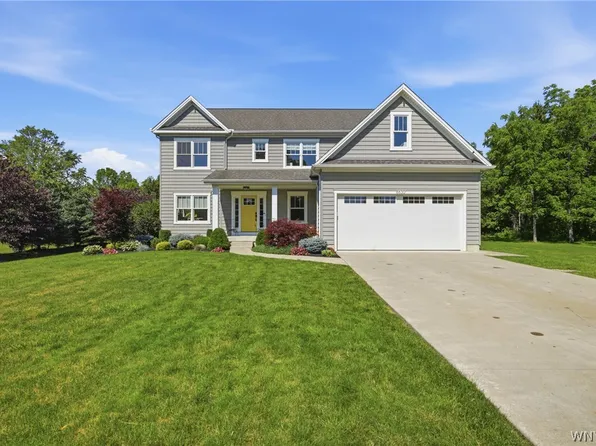 8630 Northfield Rd, Clarence Center, NY 14032
