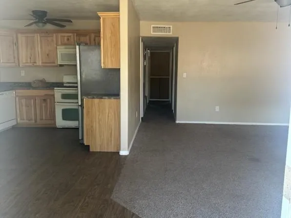 613 E Hampshire St, Holbrook, AZ 86025