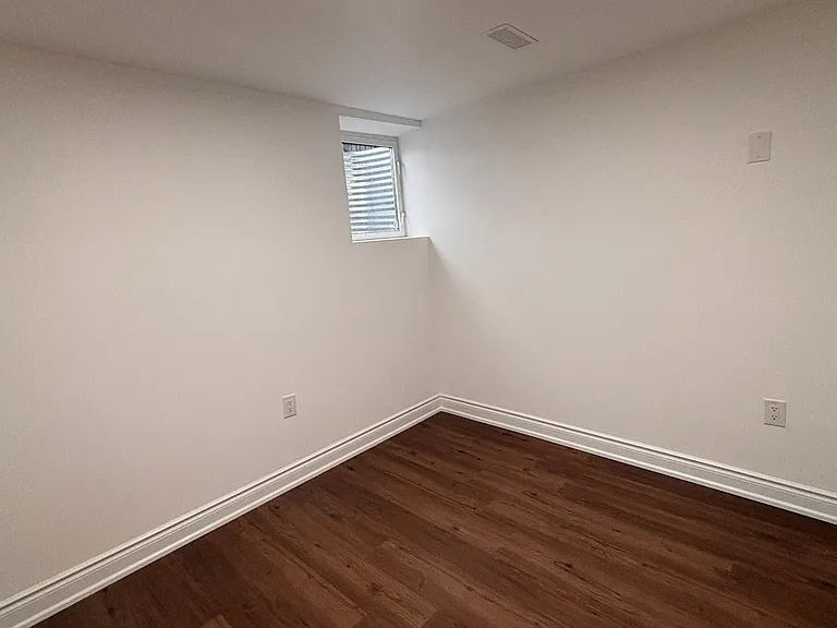 12 Holmstead Ct #BASEMENT — Photo 8