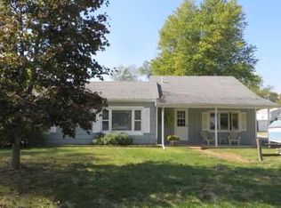 6711 33rd St, Moline, IL 61265