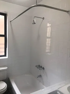 Rented by New York Residence | media 18